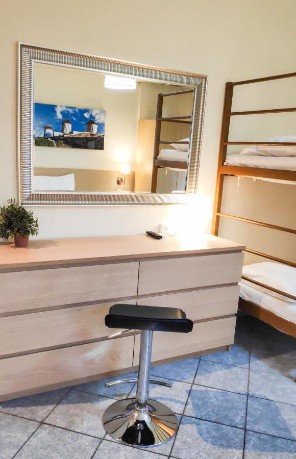 Jimmy'S Rooms Nea Potidea 外观 照片