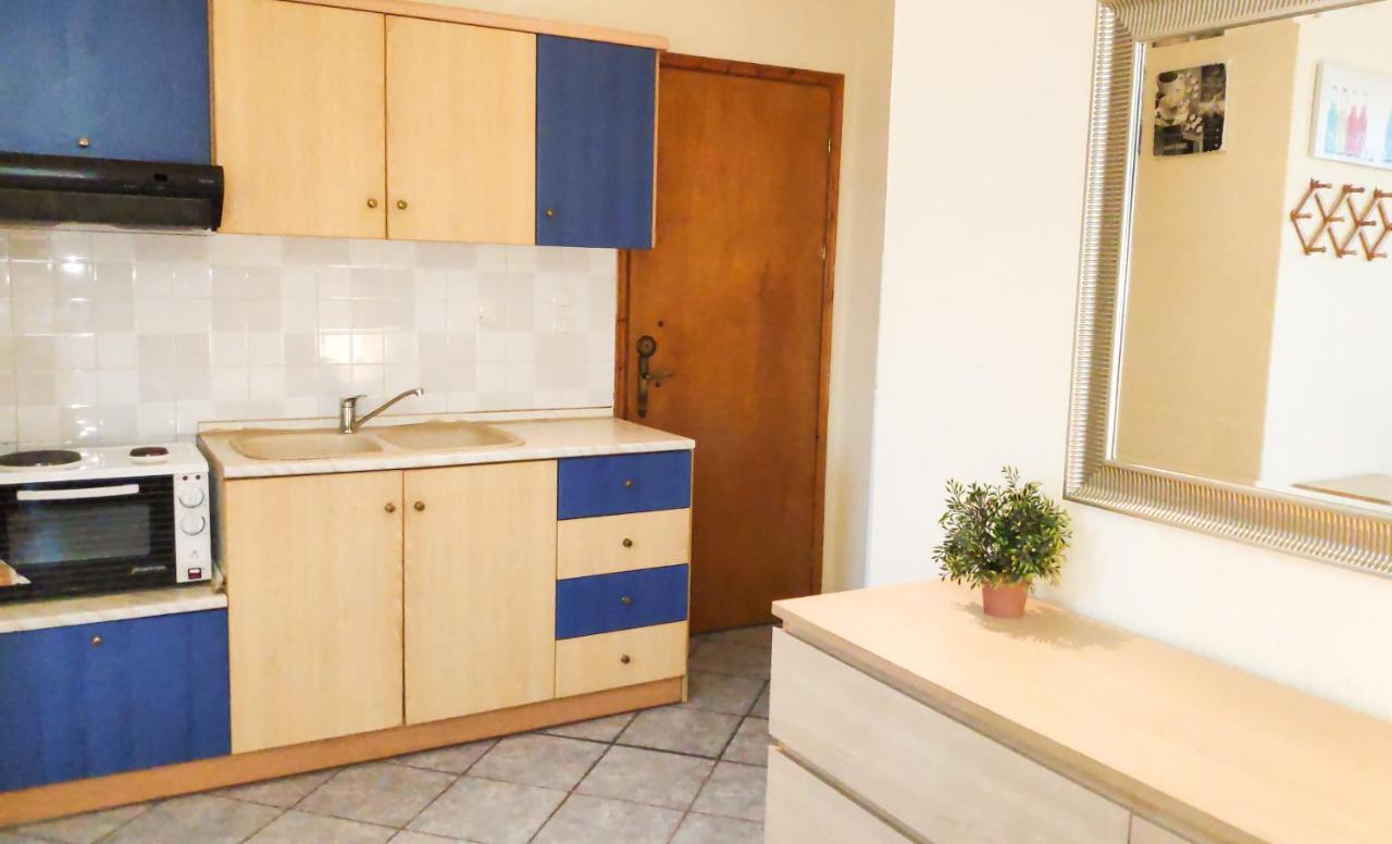 Jimmy'S Rooms Nea Potidea 外观 照片